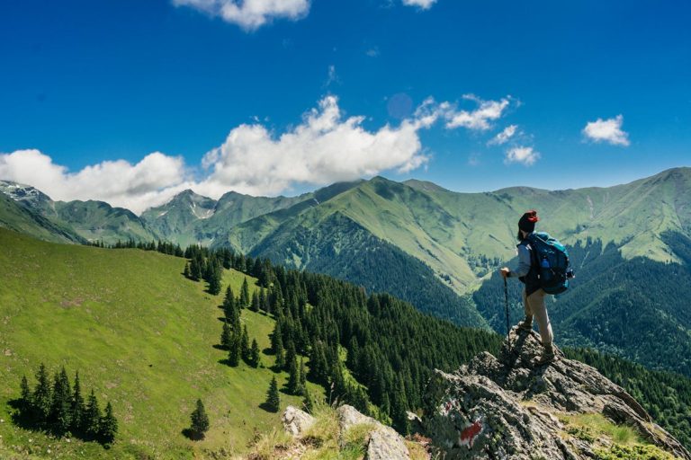 What to Prepare Before Hiking: A Beginner-Friendly Guide